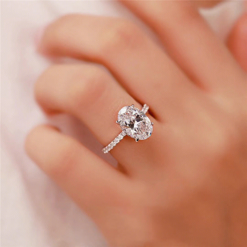 【JYJZZ201】Synthetic Moissanite S925 Sterling Silver 3 CT Oval Shaped Light Luxury Premium Feeling Cool Design Ring Engagement Wedding Jewelry Ring.