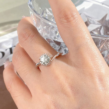 【JYJZZ204】Synthetic Moissanite S925 Sterling Silver 1CT New golden color setting closed mouth fashion high quality design ring, daily wear, party gathering, holiday gift, Valentine's Day gift.